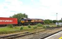 DBS 66162 with eastbound containers passing Didcot on 16 June.<br><br>[Peter Todd 16/06/2011]