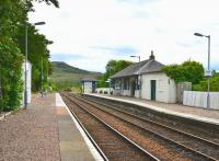 Arisaig Station was refurbished in 2009 and is generally in very presentable condition. Unfortunately the signal box was left out and is currently looking the worse for wear.<br><br>[John Gray 14/07/2011]