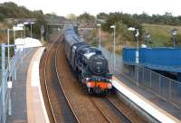 45231 <I>Sherwood Forester</I> drifts down through Dunfermline Queen<br>
Margaret with the SRPS 'Forth Circular' second run on Sunday 21st August 2011. <br>
<br><br>[Brian Forbes 21/08/2011]