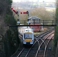 Shortly after leaving Perth southbound in February 2005, an afternoon train destined for Edinburgh Waverley takes the Central Fife route at Hilton Junction.<br><br>[John Furnevel 12/02/2005]