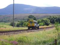 An Aquarius PW Roadrail vehicle reverses north along the Strath of Kildonan on 27 August 2007.<br><br>[F Furnevel 27/08/2007]