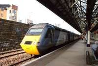 An 'East Coast' HST service departs from platform 4 at Dundee on 15 April 2011 heading for Aberdeen.<br><br>[John McIntyre 15/04/2011]