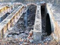 Demolition in progress at London Road tunnel. Behind the brick arches in the background is the  remains of the ventilation shaft. [see image 33357]<br><br>[Colin Harkins 11/04/2011]