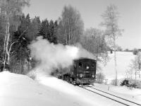 A bit more steam than I had bargained for! The 09.07 Eisfelder <br>
Talmhle - Gernrode between Stiege and Albrechtshaus on 24th February 1987.<br><br>[Bill Jamieson 24/02/1987]