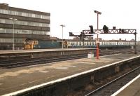 BRCW no 33101 with a 4 car push-pull set arrives at Reading station in September 1991 on the Basingstoke shuttle.<br><br>[John McIntyre /09/1991]