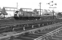 47517 comes off the main line at Ferryhill Junction and heads towards Ferryhill MPD, out of view to the left, on 19 April 1977.<br><br>[John McIntyre 19/04/1977]