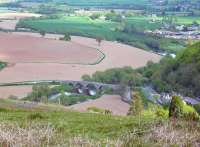 View north of Kerne Bridge in July 2005. The Ross and Monmouth Railway followed the river before skirting the sawmills and Walford church (where Walford Halt was situated). <br>
<br><br>[John Thorn 07/05/2005]