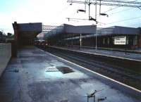 Paisley Gilmour street looking west towards Wallneuk Junction. The nearest platforms are for the line to Ayr and the further away ones are for the Greenock line.<br><br>[Ewan Crawford //]