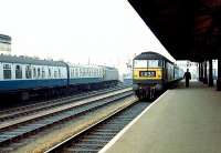 Oxford - May 1969. 1687 approaching with a Worcester - Paddington service while 1111 stands at the northbound platform with a Poole - York train. <br><br>[John Furnevel 08/05/1969]