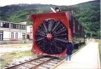 There's a reason for the 'White' in White Pass - and this is the <br>
solution. Parked at Skagway in June 1998 I believe that this is still <br>
used each spring. This route was built for the Gold Rush but now entertains cruise passengers and collects hikers from the end of the Chilkoot Trail. <br><br>[John Thorn /06/1998]