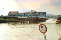 Crossing Reedham Swing Bridge, September 2004.<br><br>[Ian Dinmore 10/09/2004]