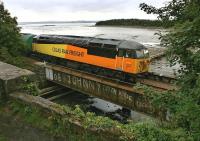 Colas Rail Freight 56105 crosses the Bluther Burn bridge at Newmills with the 6D71 Linkswood  -  Grangemouth empty tanks on 28 August 2013.<br><br>[Bill Roberton 28/08/2013]