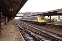 An eastbound 6 car DMU waits at platform 9 at Reading in September 1991. With the rebuilding of Reading station during 2012 and 2013, the view today is somewhat different.<br><br>[John McIntyre /09/1991]