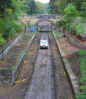 Southbound through the 1847 Eskbank station site on 27 September 2013.<br><br>[John Furnevel 27/09/2013]