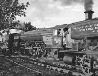 Scene at Boness during the SRPS 1993 October Gala, featuring A2 60532 <I>Blue Peter</I> and ex-Clyde's Mill Power Station No 3 [see image 33865].<br><br>[Peter Todd 24/10/1993]