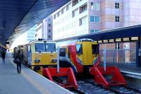 South West Trains unit 8023 in the company of RHTT No 98922 at Reading station on 22 November.<br><br>[Peter Todd 22/11/2013]