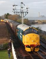 Newly restored 37401<I>Mary Queen of Scots</I>leads a train into Boness on 29 December, with 47643 and 56105 on the rear.<br><br>[Bill Roberton 29/12/2013]