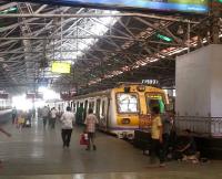 Concourse view at Mumbai's Chatrapathi Shivaji Terminus on 1 May 2014 [see image 47178].<br><br>[Mark Poustie 01/05/2014]