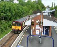 A northbound service calls at Mount Florida on 15 May 2014 on its way to Glasgow Central.<br><br>[Veronica Clibbery 15/05/2014]