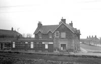 Looking north west across the platforms of the old station at Kelso in August 1969, around 5 years after closure. The surroundings here have changed considerably since that time, although the building in the left background still stands on the west side of Station Road. [See image 44208]<br><br>[Bruce McCartney 26/08/1969]