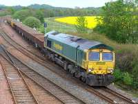 Freightliner 66622 at Inverkeithing East Junction with ballast on 18 May 2014.<br><br>[Bill Roberton 18/05/2014]