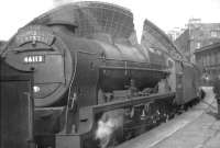 Royal Scot 46113 <I>Cameronian</I> on the up Thames-Clyde Express preparing to leave St Enoch on 26 August 1960. Leading locomotive is 2P 4-4-0 no 40686. [See image 47951]   <br><br>[David Stewart 26/08/1960]