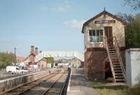 Platform view at Llandrindod Wells in 2002 looking north east towards Knighton.<br><br>[Ewan Crawford //2002]