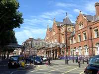 Approach to Marylebone Station on 29 July 2014.<br><br>[Bill Roberton 29/07/2014]