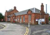 The classic 1840 station building at Johnstone, photographed on 17 June 2007 from the station car park looking east towards Glasgow. [See image 15623] <br><br>[John Furnevel 17/06/2007]