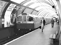 A Piccadilly Line service for Heathrow Airport leaving Gloucester Road in 1980. [Ref query 6778]<br><br>[John Furnevel 10/09/1980]