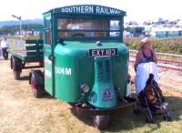 Five wheels on my wagon: this Southern Railway mechanical horse is far from home near Malvern; but well located for offloading freight from the Welland Railway [see image 49338].<br><br>[Ken Strachan 26/07/2014]