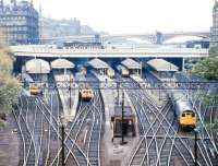 General view over Edinburgh Waverley west end in April 1975.<br><br>[John Furnevel 16/04/1975]