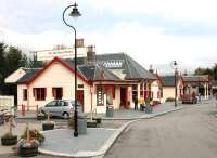 The banner above Ballater station on 3 November 2005 reads <I>'The Old Royal Station. Tourist Information, Shops, Restaurant, Royalty & Railways Exhibition.'</I> Since closure in 1966 the building has been completely refurbished and converted to a tourist information/visitor centre and museum.<br><br>[John Furnevel 03/11/2005]