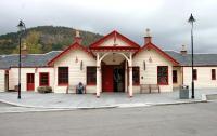 The main entrance to the former Ballater station on 3 November 2005. <br><br>[John Furnevel 03/11/2005]