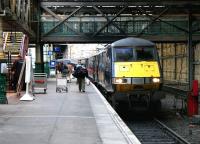 A GNER Glasgow Central - London Kings Cross train arrives at Waverley in June 2004.<br><br>[John Furnevel 02/06/2004]