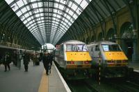 On time, lights now changed  and already fitted with a <I>'Not to be Moved'</I> flag, DVT 82209 newly arrived at King's Cross with the East Coast 0650 from  Glasgow Central on 10th February 2015. The train was propelled south by locomotive 91111 <I>For the Fallen</I> [see image 50336].<br><br>[Colin McDonald 10/02/2015]