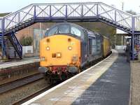 DRS 37601 leads a Network Rail test train through North Queensferry station on 24 February 2015.  Sister locomotive 37610 is bringing up the rear.<br><br>[Bill Roberton 24/02/2015]