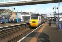 The VTEC 0755 Inverness - Kings Cross <I>Highland Chieftain</I> about to pull away from the Stirling stop on 1 April 2015. <br><br>[John Furnevel 01/04/2015]