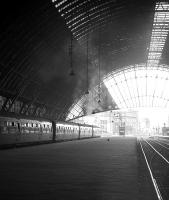 Sunday 26 June 1966 on St Enoch Platform 2. I can almost smell the exhaust from the Metro - Cammell dmu mixed with the pigeon by-products.<br>
<br><br>[Colin Miller 26/06/1966]