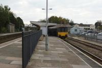 The shuttle service to St Ives departs from the branch platform at St Erth on 16 October 2015. The mainline on the left leads to Penzance.<br><br>[John McIntyre 16/10/2015]