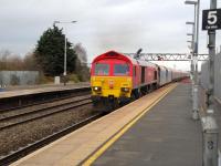 DB Schenker 59203 westbound, I assume to Westbury and the Somerset Quarries via Melksham and Trowbridge.<br><br>[Peter Todd 04/12/2015]