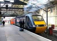 Crew change for a GNER Aberdeen - Kings Cross HST on 17 October 2005 at Waverley platform 19. <br><br>[John Furnevel 17/10/2005]