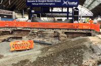 A large hole has now appeared at the end of platforms 4 and 5 at Queen Street Station. Contractors for Network Rail are looking in to it.<br><br>[Colin McDonald 22/06/2016]