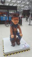 Wullie the Cowboy at Glasgow Central.<br><br>[John Yellowlees 03/08/2016]