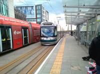 I never saw the GCR bridge over the Midland station, but I guess it wasn't as wide as the replacement built for the trams, which brings to mind the 'streets in the sky' concept for the flats overlooking Sheffield Midland station [see image 51624]. View south in April 2016.<br><br>[Ken Strachan 23/04/2016]