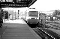 An Edinburgh bound InterCity 125 HST comes off the Royal Border Bridge and runs through Berwick station in June 1980.<br><br>[John Furnevel 05/06/1980]