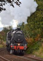 Climbing away from Dunfermline.<br><br>[Bill Roberton 09/10/2016]