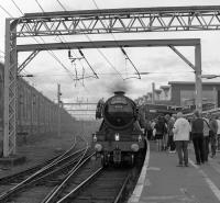 <h4><a href='/locations/C/Carlisle'>Carlisle</a></h4><p><small><a href='/companies/L/Lancaster_and_Carlisle_Railway'>Lancaster and Carlisle Railway</a></small></p><p>Flying Scotsman seen causing a stir at Carlisle on 'The Waverley'. 93/132</p><p>/10/2016<br><small><a href='/contributors/Bill_Jamieson'>Bill Jamieson</a></small></p>