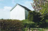 Chollerton goods shed from the road in 2002.<br><br>[Mike Shannon /05/2002]