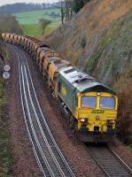 Freightliner 66536 nears Aberdour with Millerhill - Montrose autoballasters.<br><br>[Bill Roberton 29/01/2017]